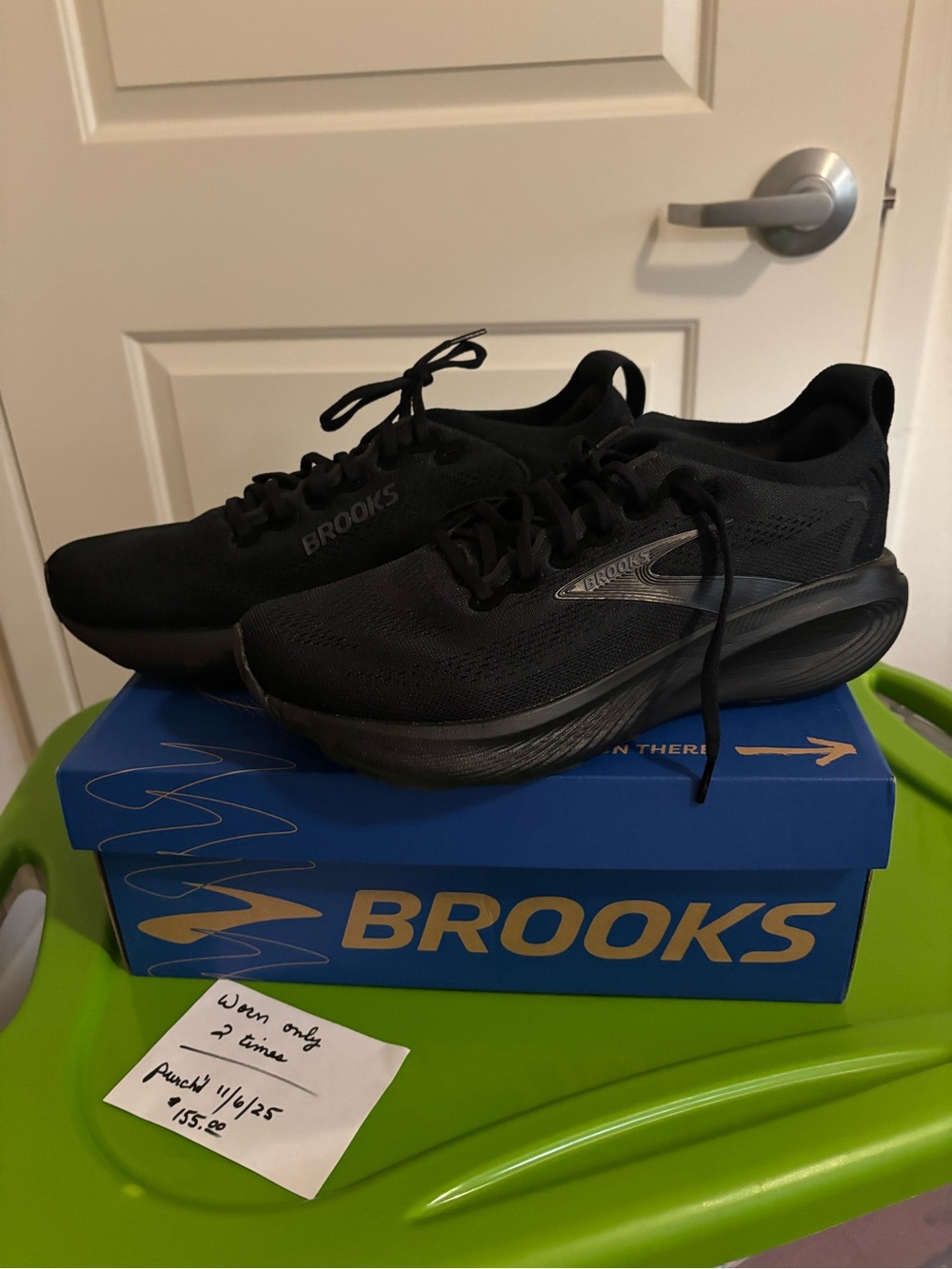 Brooks Adrenaline GTS 25 Sneakers , Women’s Size 11, Run & Walk